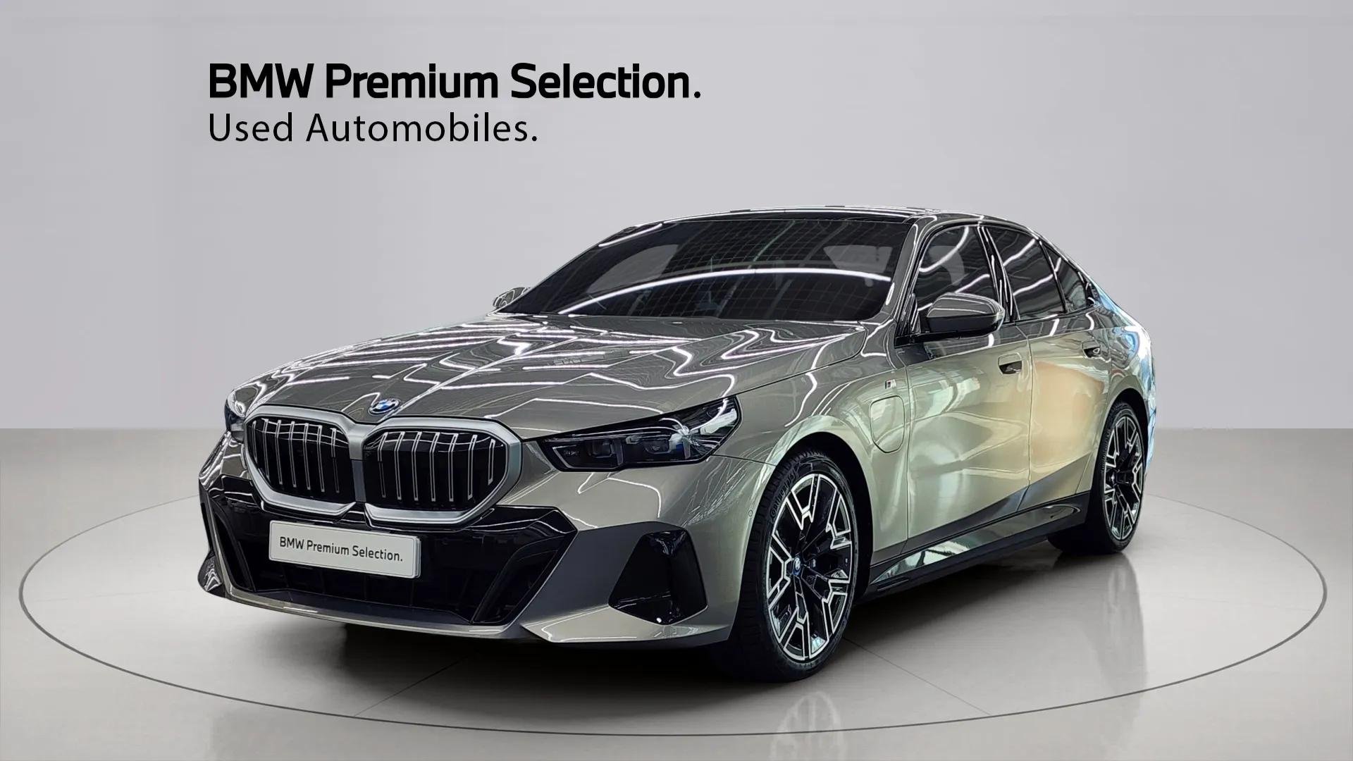 BMW 5 SERIES - View 1