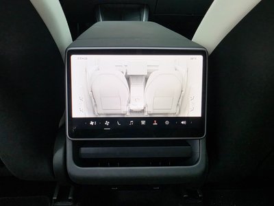 2025 Tesla MODEL Y thumbnail 14