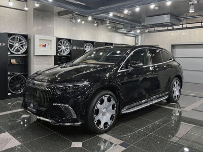 MERCEDES-BENZ EQS SUV MAYBACH