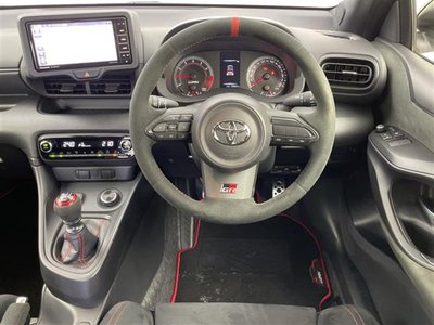 2023 Toyota GR YARIS 照片 23