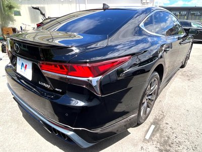 2018 Lexus LS thumbnail 19