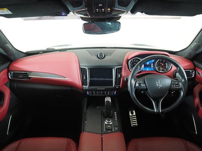 MASERATI LEVANTE - 5