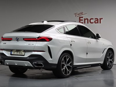 صورة 6 لـ 2021 BMW X6