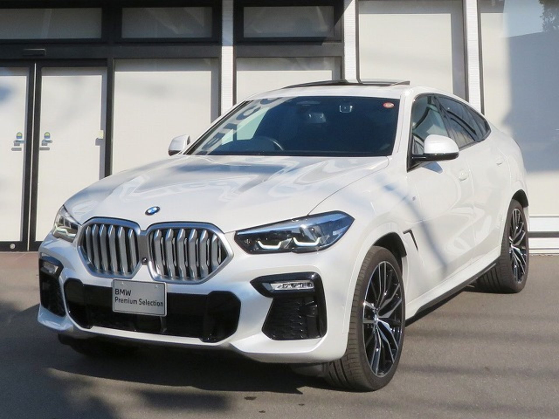 BMW X6 - View 1