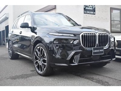 صورة 1 لـ 2025 BMW X7