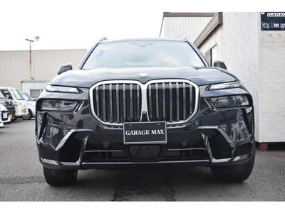 صورة 3 لـ 2025 BMW X7