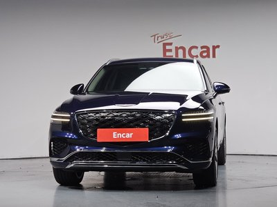2024 Genesis GV70 photo 2