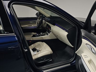 2024 Genesis GV70 — миниатюра 17