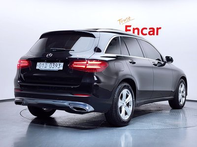 MERCEDES-BENZ GLC - 4