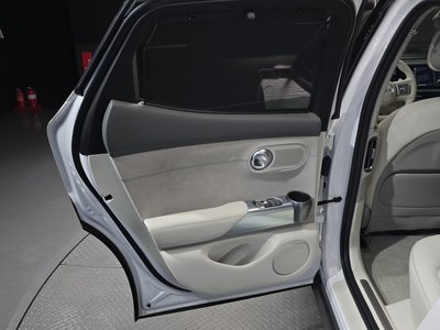 2023 Genesis GV60 缩略图 15