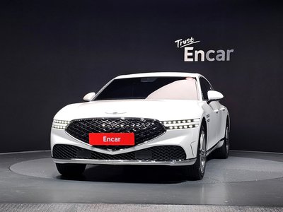 صورة 2 لـ 2022 Genesis G90 (RS4)