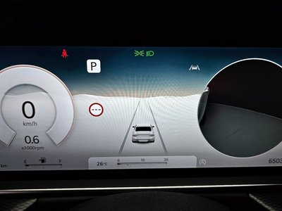 صورة 8 لـ 2022 Genesis G90 (RS4)