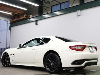 صورة 3 لـ 2016 Maserati GRANTURISMO