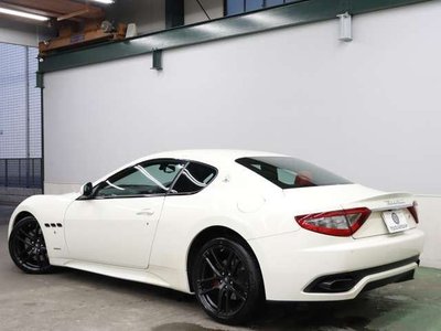 صورة مصغرة 15 لـ 2016 Maserati GRANTURISMO