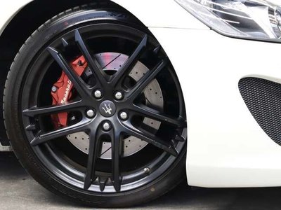 صورة 6 لـ 2016 Maserati GRANTURISMO