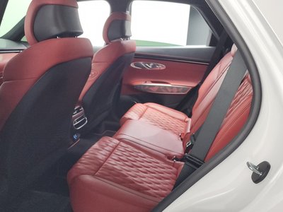 صورة مصغرة 25 لـ 2022 Genesis GV70