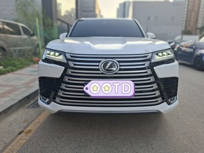 LEXUS LX - 1