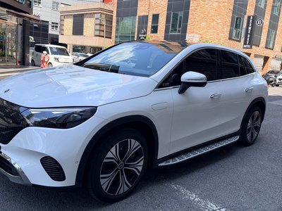 MERCEDES-BENZ EQE - 4