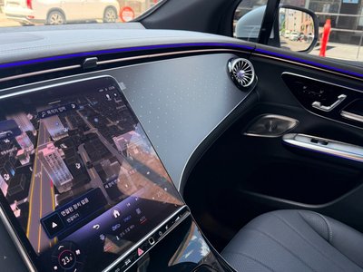 2024 Mercedes-BENZ EQE 缩略图 12
