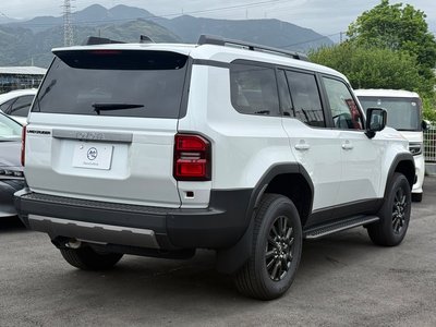 TOYOTA LAND CRUISER 250 - 8