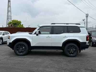 TOYOTA LAND CRUISER 250 - 5