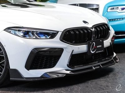صورة 8 لـ 2020 BMW M8