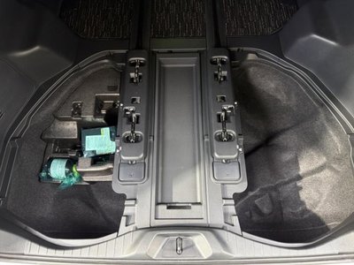 صورة مصغرة 25 لـ 2025 Toyota ALPHARD