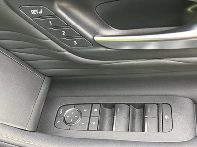 صورة مصغرة 32 لـ 2025 Toyota ALPHARD