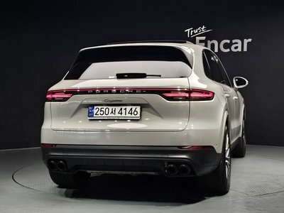 PORSCHE CAYENNE - 3