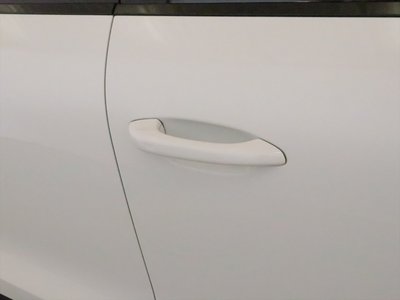 PORSCHE MACAN - 10