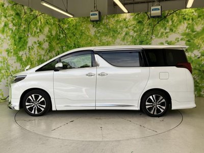 TOYOTA ALPHARD - 2