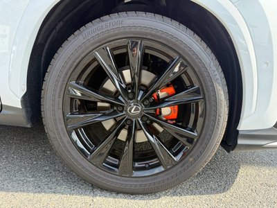 2025 Lexus NX — миниатюра 24