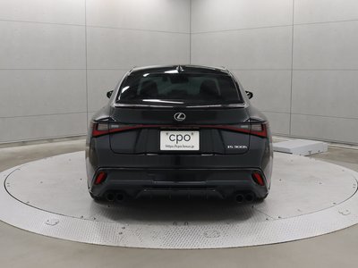 LEXUS IS - 3