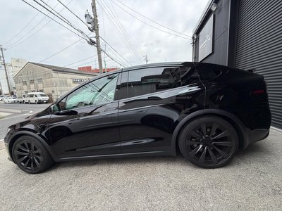TESLA MODEL X - 6