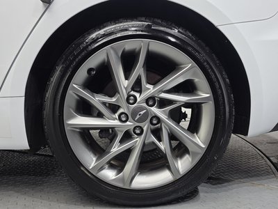 صورة 9 لـ 2023 GENESIS THE NEW G70