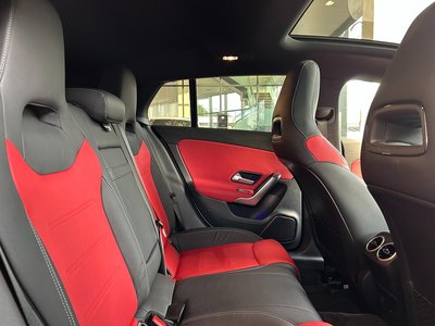 صورة 8 لـ 2021 Mercedes-BENZ CLA AMG