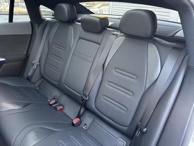 MERCEDES-BENZ EQE - 5