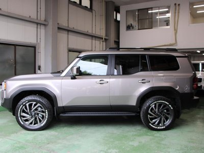 TOYOTA LAND CRUISER 250 - 3