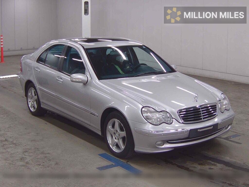 MERCEDES-BENZ C-CLASS - View 1