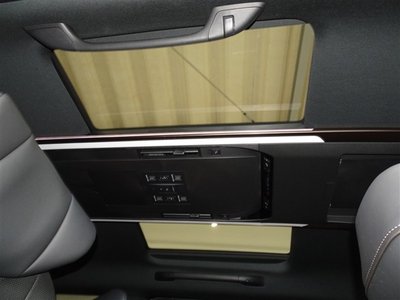2024 Toyota ALPHARD 缩略图 24