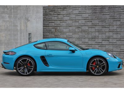 صورة 7 لـ 2020 Porsche 718