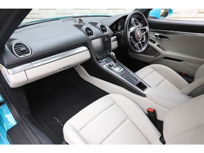 صورة مصغرة 37 لـ 2020 Porsche 718