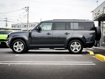 LAND ROVER DEFENDER - 5