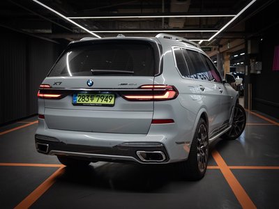 2026 BMW X7 — фото 3
