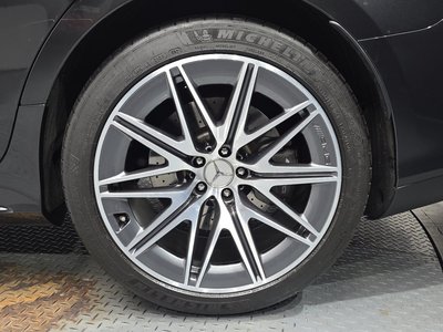 MERCEDES-BENZ GT AMG - 6