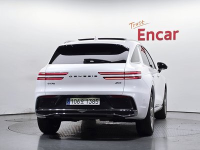 2024 Genesis GV70 photo 3