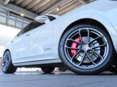 2025 Porsche CAYENNE 缩略图 20