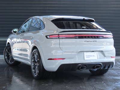 2025 Porsche CAYENNE 照片 7