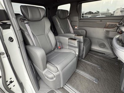 2025 TOYOTA ALPHARD 缩略图 30