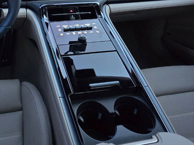 PORSCHE PANAMERA - 10